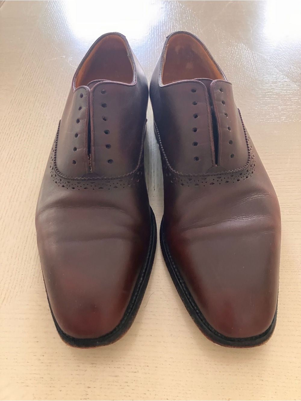 J. M. Weston Men's Leather Derby Shoes in Burgundy Size 6 E / US 7 M